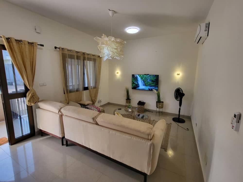 Les Residences D'Inaya โลเม ภายนอก รูปภาพ